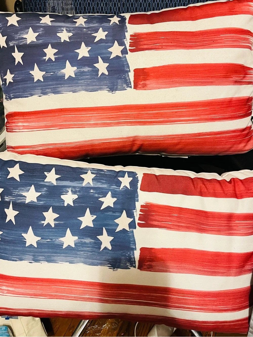 Pottery Barn Set of 2 American Flag Lumbar Pillows 24x14 Discontinued Patriotic